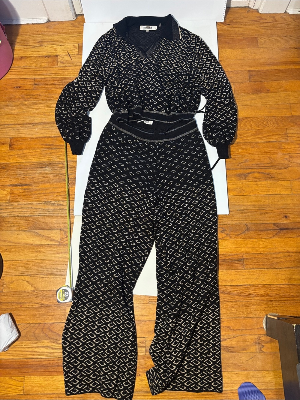 Diane Von Furstenberg Black & Cream Geometric Knit Wide-Leg vintage 2 piece set